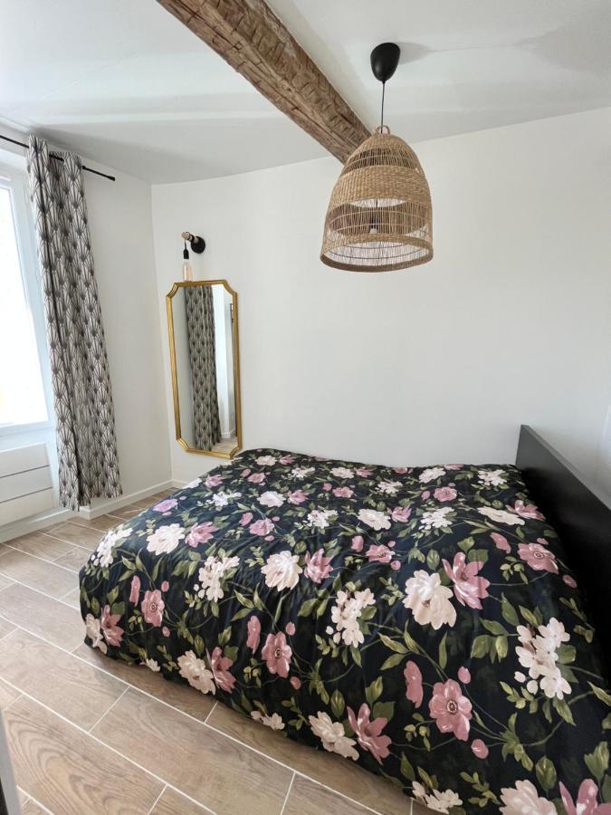 Superbe appartement au coeur du Mourillon refais à neuf proche des plage Tolone Esterno foto