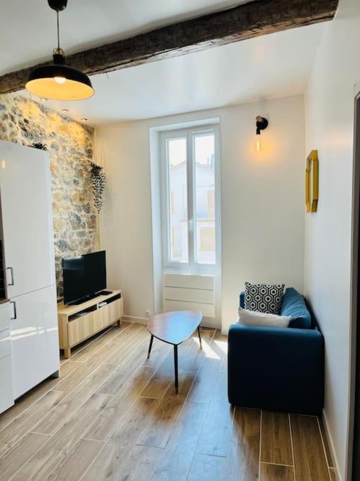 Superbe appartement au coeur du Mourillon refais à neuf proche des plage Tolone Esterno foto