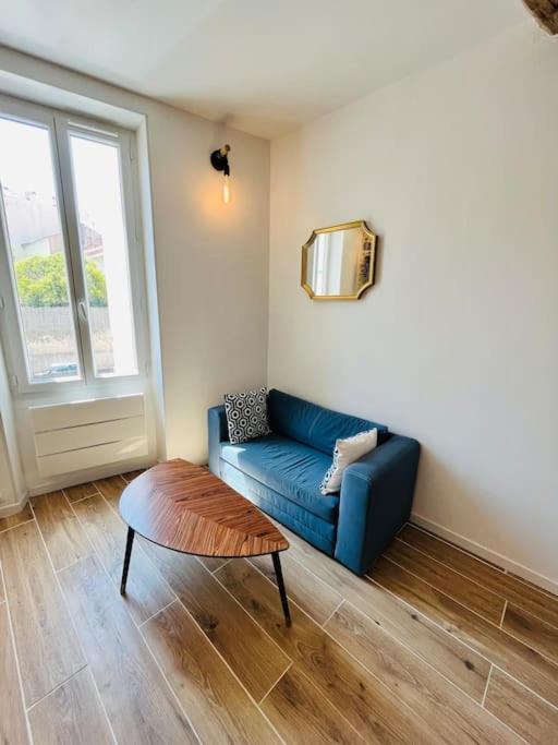 Superbe appartement au coeur du Mourillon refais à neuf proche des plage Tolone Esterno foto